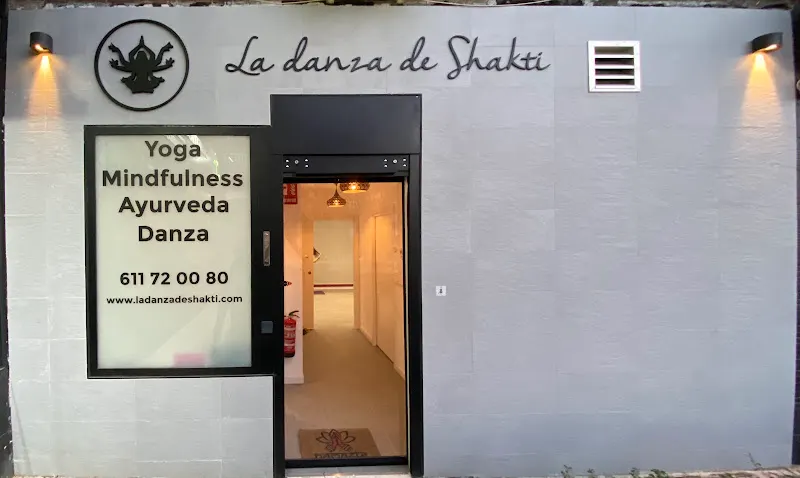 La danza de Shakti - Centro de yoga en Fuenlabrada - foto 2