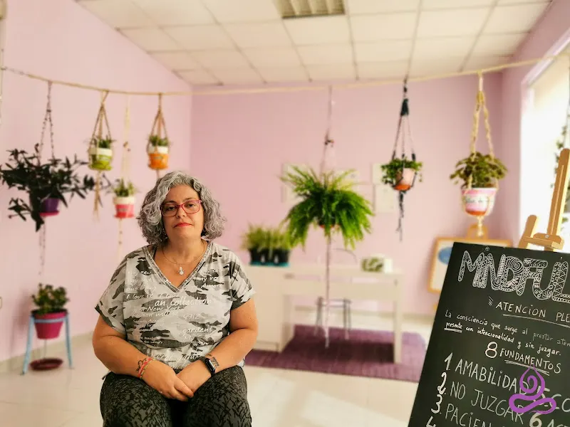 EL SITIO DE NUESTRO RECREO I MEDITACIÓN, YOGA, MINDFULNESS - Centro de yoga en Leganés - foto 2