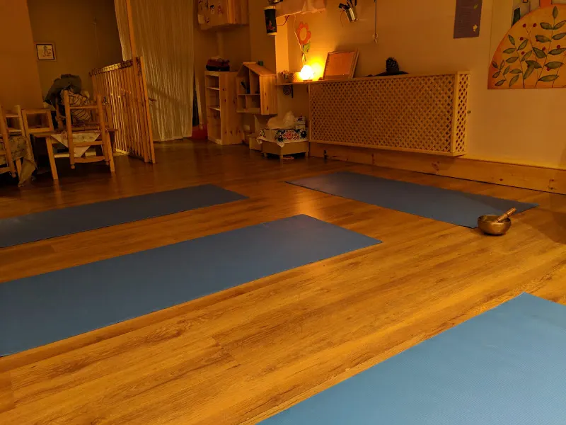 Clases de Yoga en Puerta de Toledo - Yoguitime - Centro de yoga en Madrid - foto 2