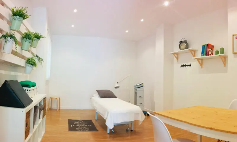NATURALIA centro de salud para tu bienestar - Clínica de fisioterapia en Coín - foto 2