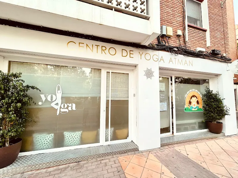 Yoga Atman - Centro de yoga en Murcia - foto 2