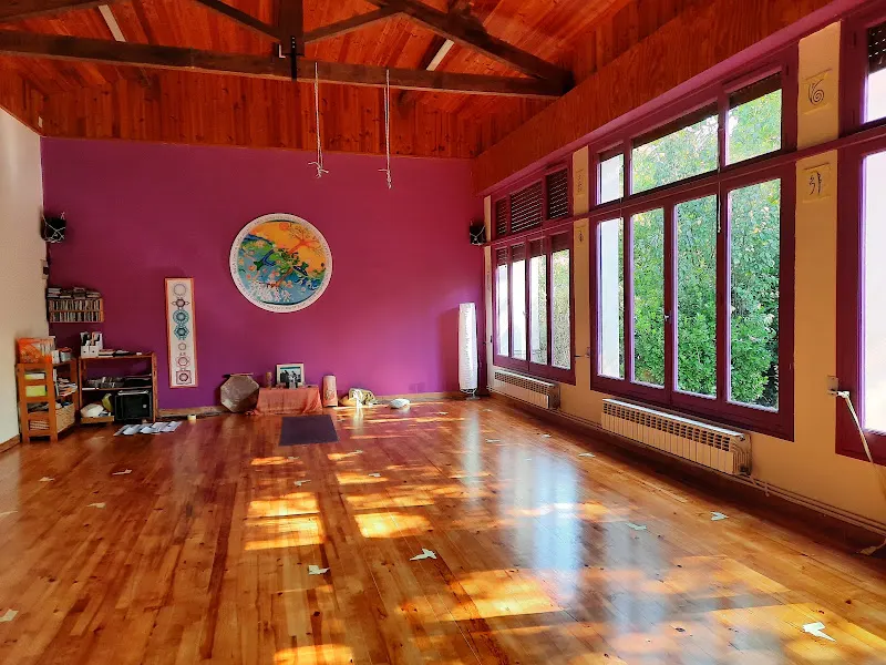 Amari Yoga Irotz - Centro de yoga en Pamplona - foto 2