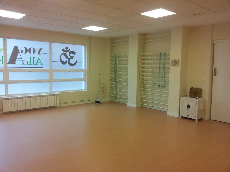 Yoga para la Salud Integral | Yoga para Tod@s - Centro de yoga en Valladolid - foto 2