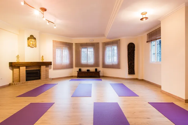 Yoga and You Space | Centro de Yoga | Yoga Sevilla | Clases de Yoga