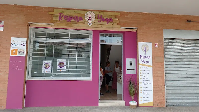 Respira yoga sevilla - Centro de yoga en Sevilla - foto 2