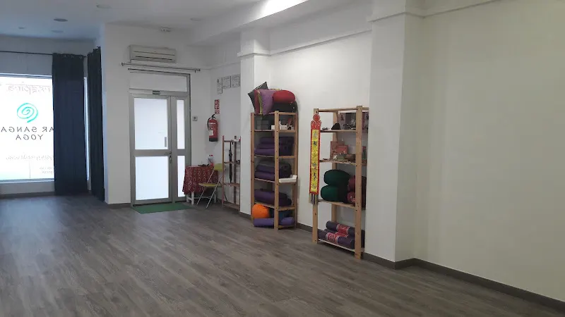 Har Sangat Yoga - Centro de yoga en Castilleja de la Cuesta - foto 2