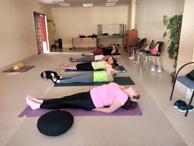 Rafael Arahal - Centro de yoga en Dos Hermanas - foto 2