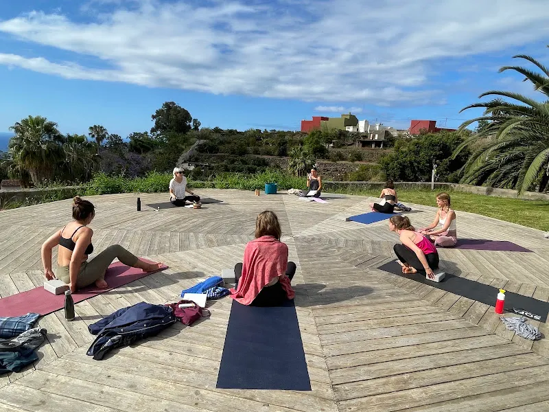 Ravi Marga Yoga School