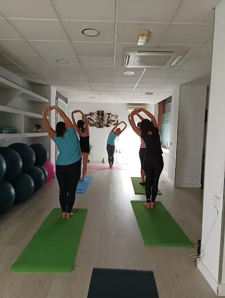 Estudio Trikonasana Yoga y Pilates - Ocaña