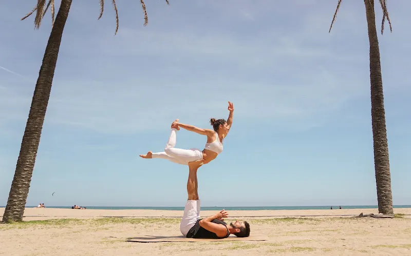 Surya Yoga School - Centro de retiro de yoga en Valencia - foto 2