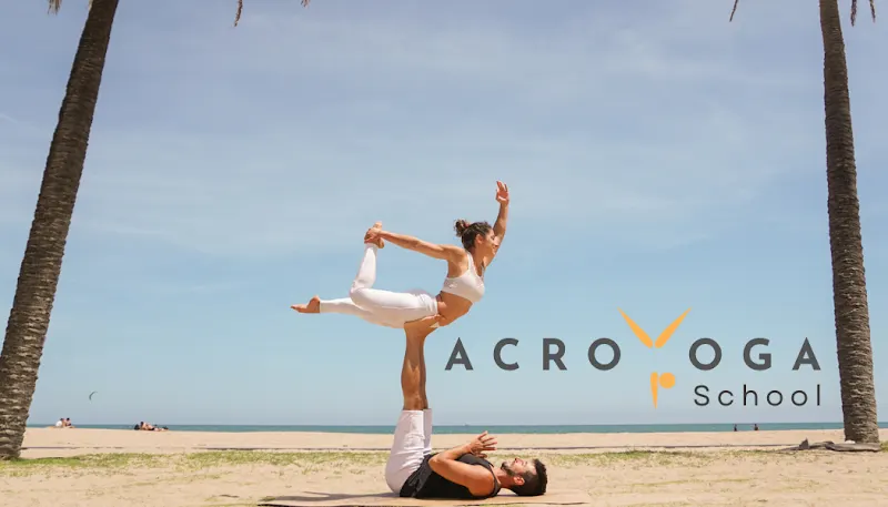 Acroyoga School - Centro de yoga en Valencia - foto 2