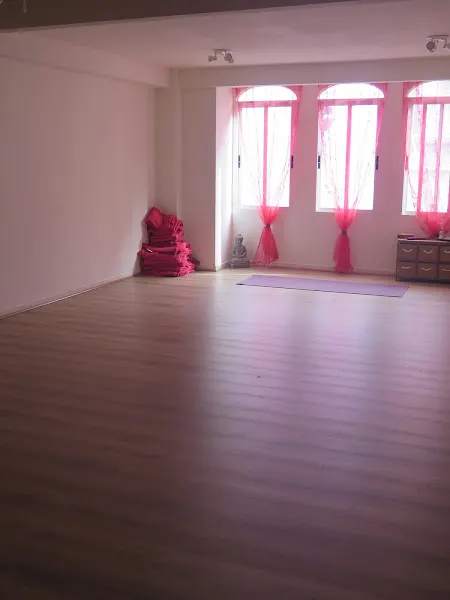 CENTRO DE YOGA, MASAJES Y ESTÉTICA INTEGRAL GANDIA - LA SAFOR CENTRO SPA AYUVINYASA - Gandia
