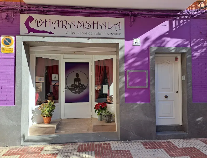 DHARAMSHALA "Espai d'Armonia i Pau" - Centro de yoga en Algemesí - foto 2