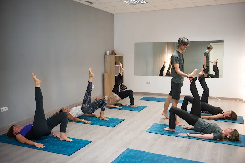 Satori Fitness "centro de bienestar cuerpo y mente" - Centro deportivo en Bilbao - foto 2