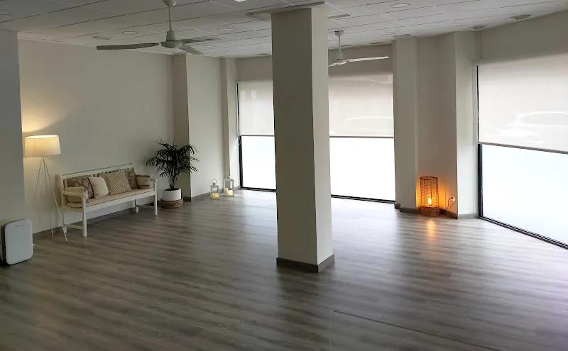 Más Que Yoga Zaragoza - Centro de yoga en Zaragoza - foto 2