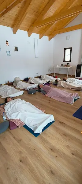 Yoga con Ruth - Centro de salud y bienestar en Zaragoza - foto 2