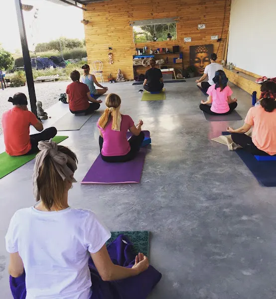 Sofia y el yoga en Elche