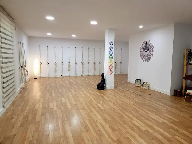 Surya Yoga Studio - Centro de yoga en La Rinconada