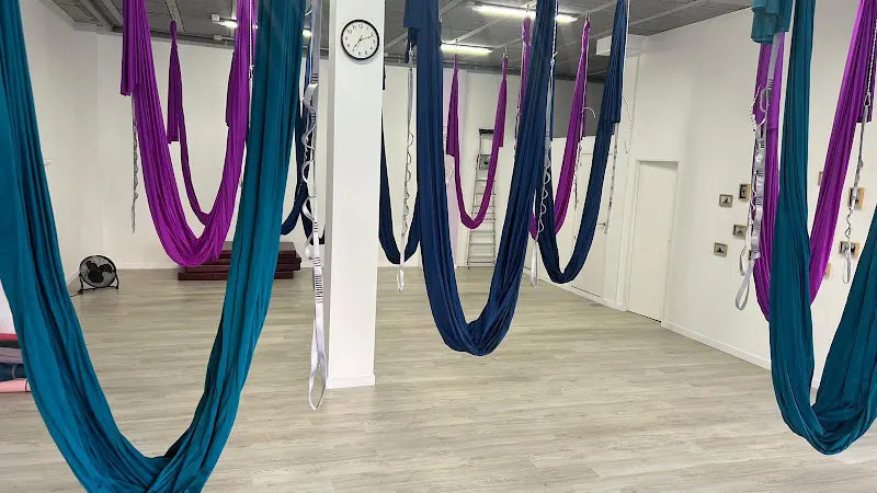AlpaYoga Tenerife - Centro de yoga en Santa Cruz de Tenerife - foto 2