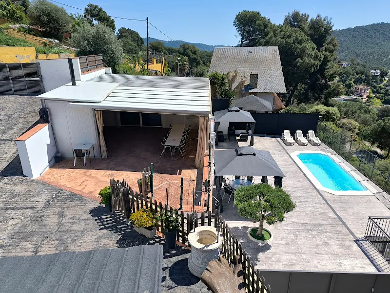 Espacio Kybalion - Casa rural en Santa Coloma de Gramenet - foto 2